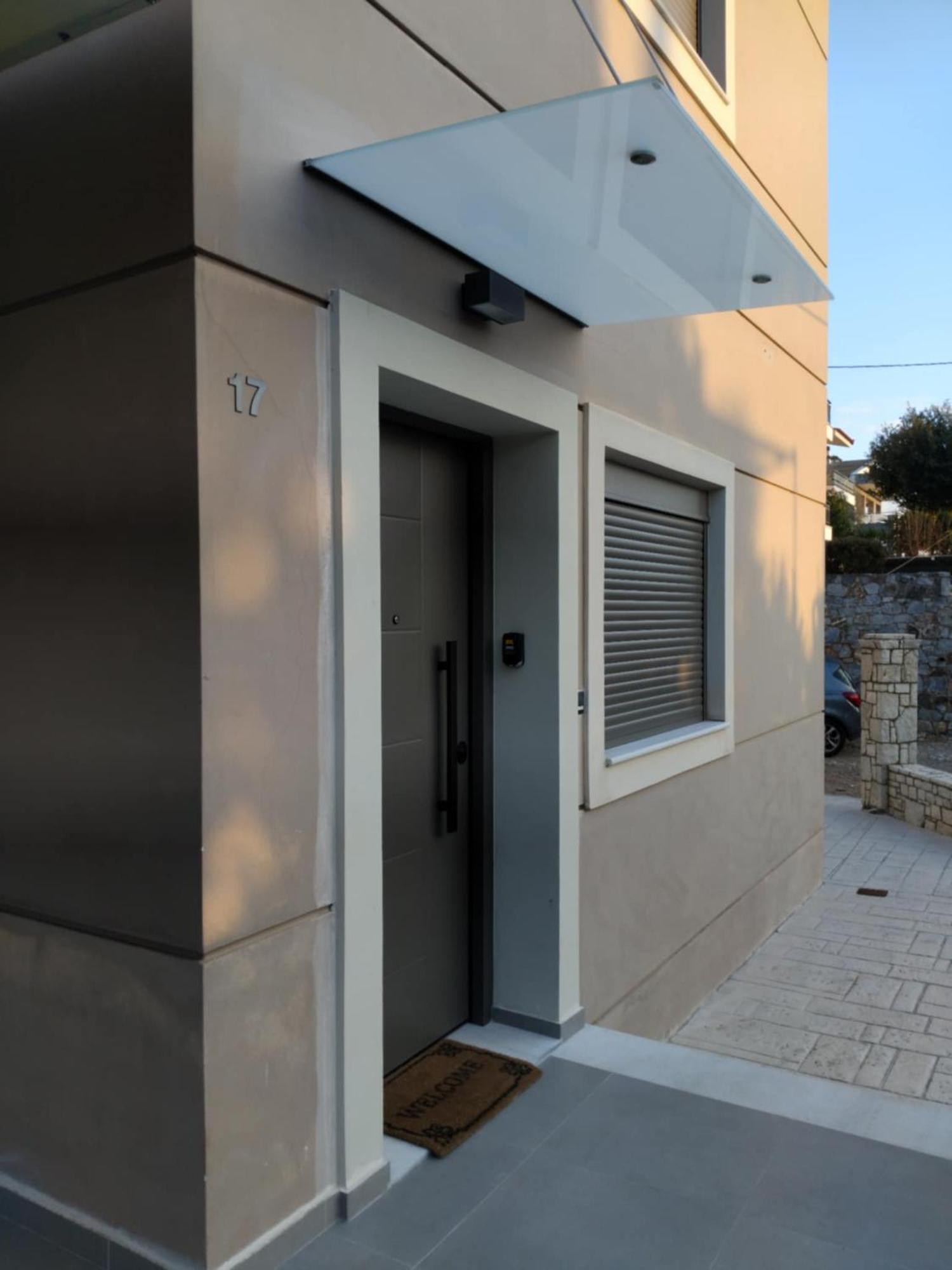 Apartament Simple, Calm And Luxurious Kalamata Zewnętrze zdjęcie